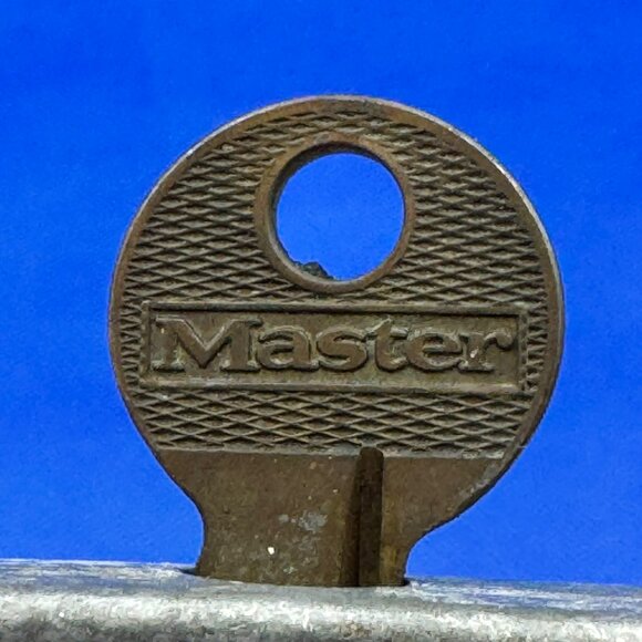 Vintage Master Lock Co. #77 Lion Head Padlock with 1 Key Works Milwaukee USA - Picture 6 of 7